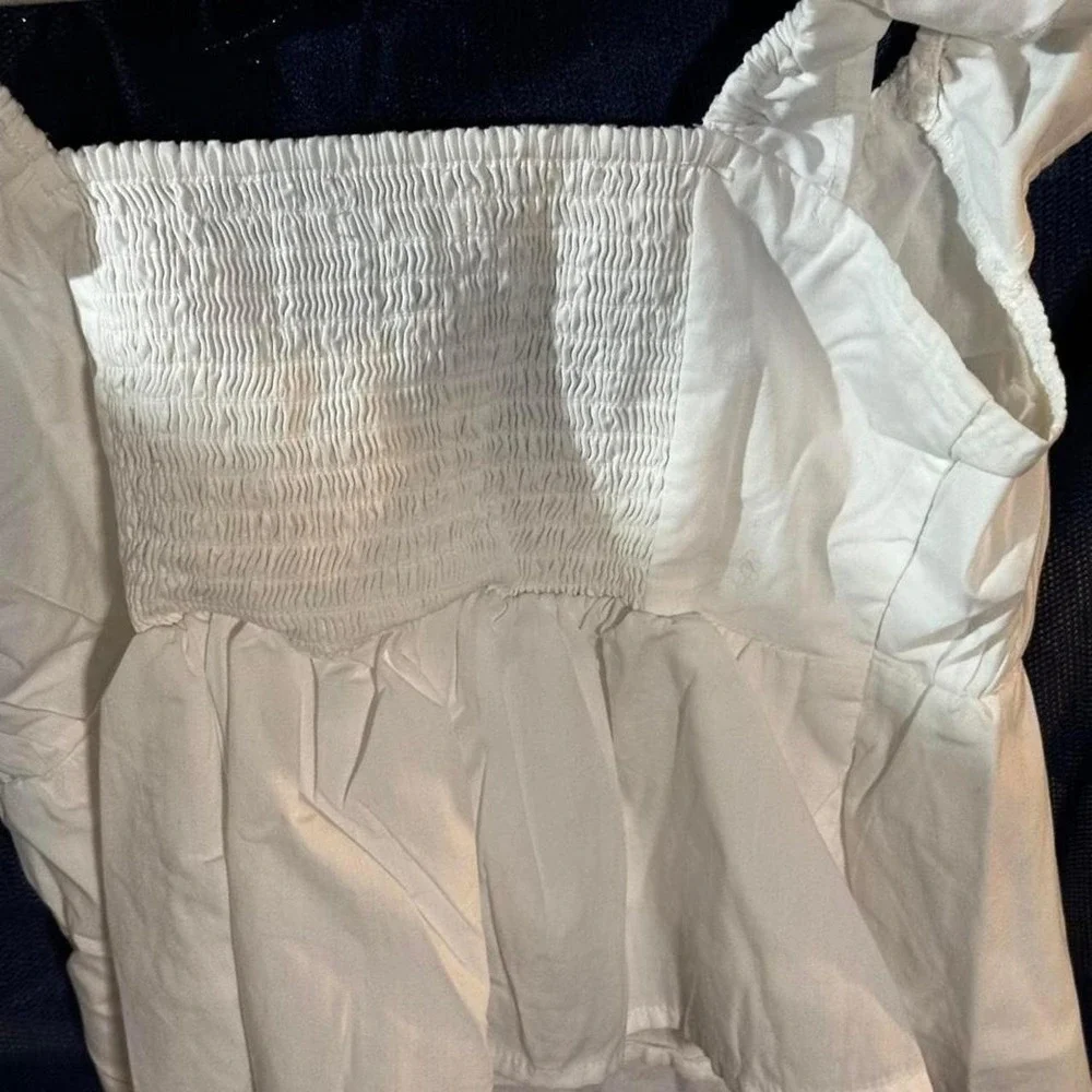 Abercrombie & Fitch White Smocked Puff Sleeve Peplum Top Sweetheart Neck S